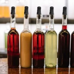 (6 Stück) Ausgießerabdeckung - 80x30x20mm - Schwarz -Küchengerätegeschäft ABBP8SW6 room f308