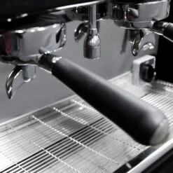 Siebträger-/ Espressomaschine - 2 Gruppig - Schwarz -Küchengerätegeschäft KC2S detail2 d21b
